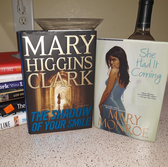 Books! Set of 2 (Ladies Night) - Picture 2 of 3